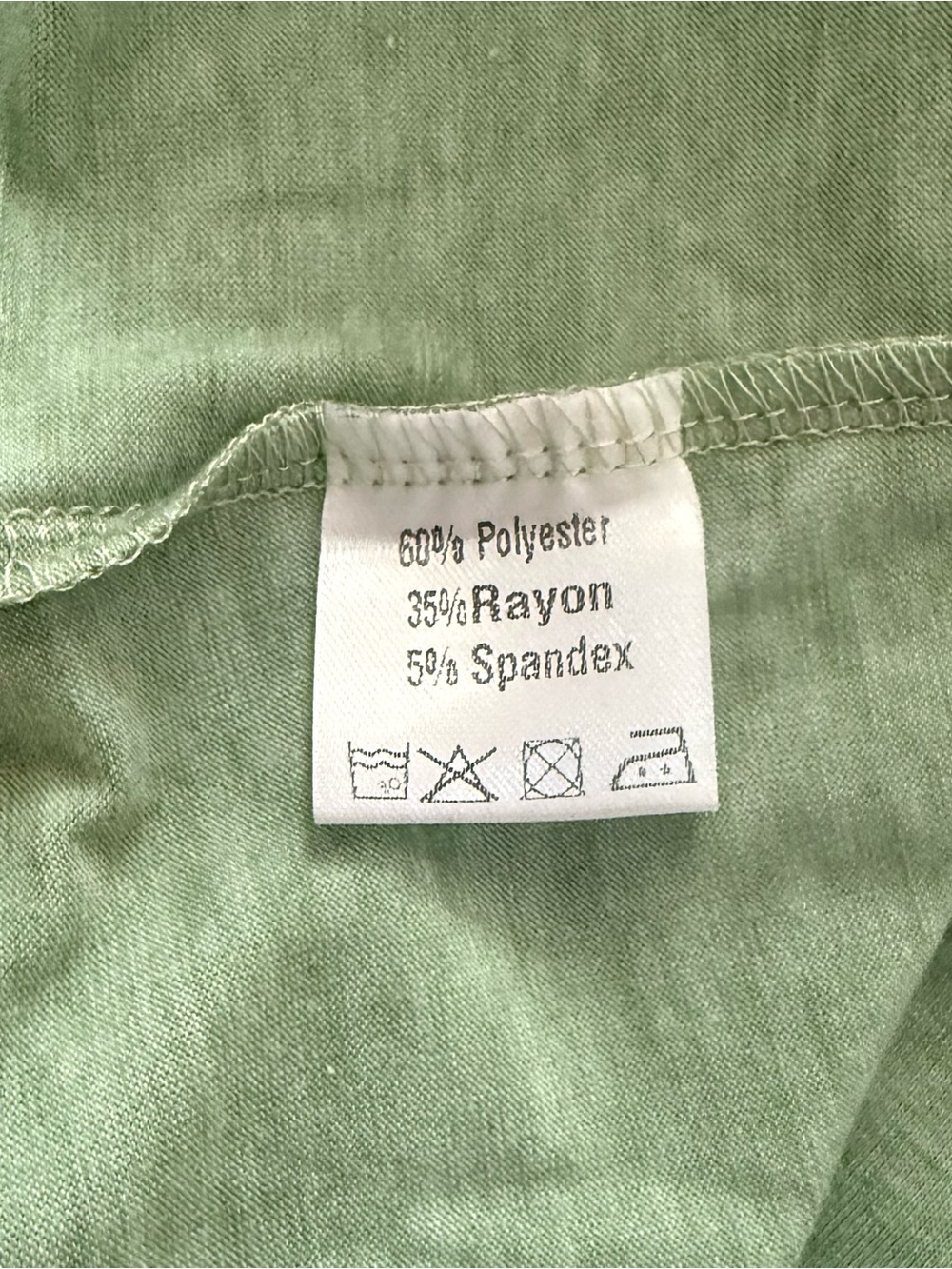NWT Women’s 3/4 Sleeve Crewneck Tee in Light Sage Green! Large! NEW! - Picture 5 of 6